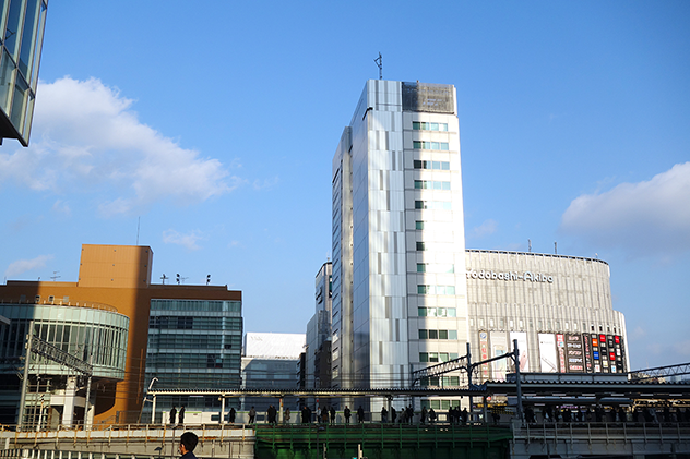 秋葉原駅前