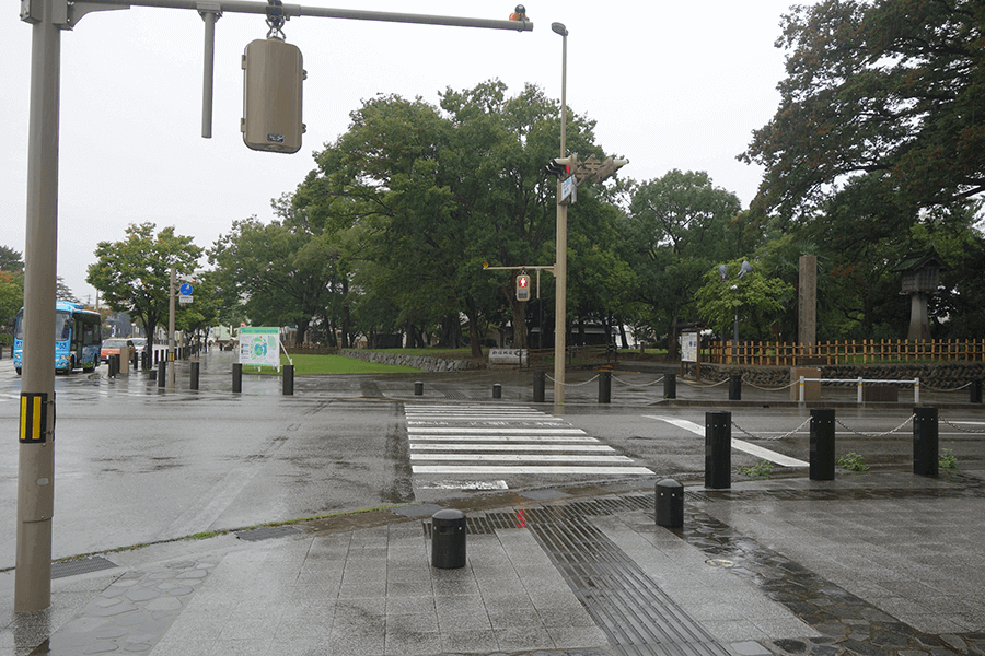 松任駅前