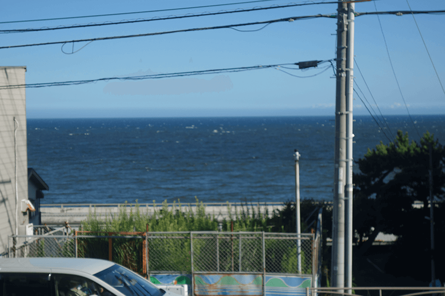 国府津駅から見える海