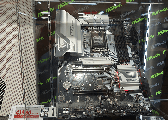 ASRock のマザーボード