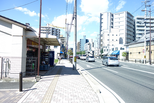 河原町通を歩く