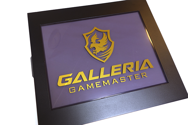 クリアパネルにデカデカとGALLERIA GAMEMASTER の文字が躍っていた