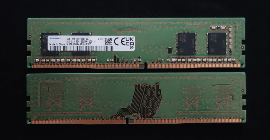 SAMSUNG M378A1G44AB0-CWE