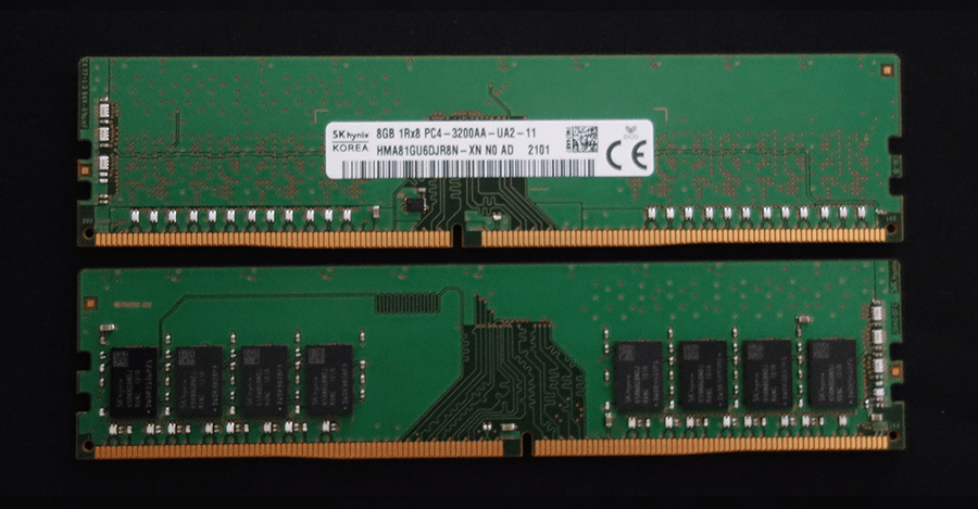 SK hynix HMA81GU6DJR8N