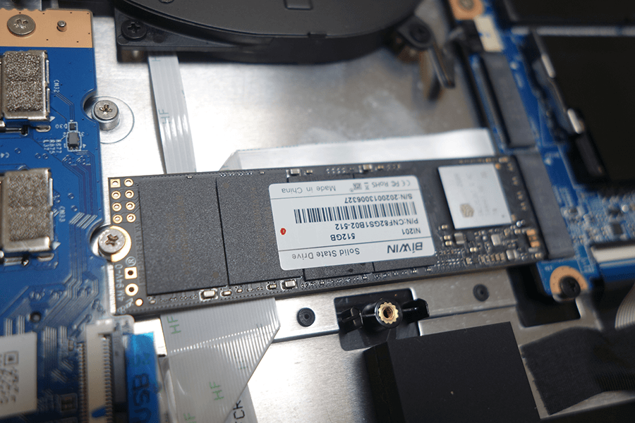 M.2 SSD は1枚、空きスロットは1つ