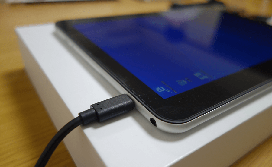 raytrektab DG-D10IWP2 充電の様子
